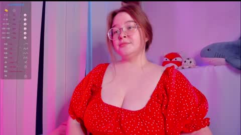 Snapshot of debbiewood chatting on 12-08-24, 05:18 DeboraDebbieDee online show from 12-08-24, 05:18