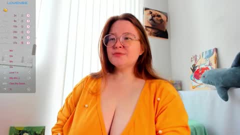 Snapshot of debbiewood chatting on 09-13-25, 05:18 DeboraDebbieDee online show from 09-13-25, 05:18