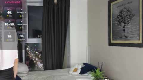 Eva online show from 10-14-25, 05:14