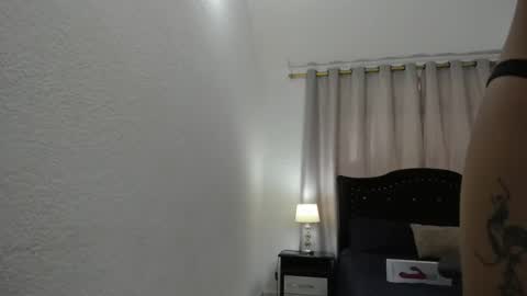 Snapshot of debora_brown_ chatting on 12-24-24, 01:17 Dbora online show from 12-24-24, 01:17