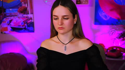 Snapshot of deboralarson chatting on 01-16-25, 10:23 Debora online show from 01-16-25, 10:23