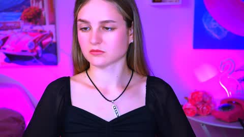 Snapshot of deboralarson chatting on 01-21-25, 10:19 Debora online show from 01-21-25, 10:19