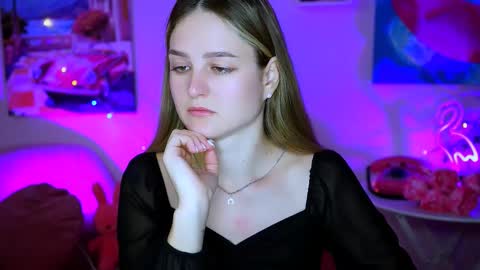 Snapshot of deboralarson chatting on 02-11-25, 03:29 Debora online show from 02-11-25, 03:29