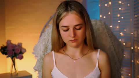 Snapshot of deboralarson chatting on 09-10-25, 03:39 Debora online show from 09-10-25, 03:39