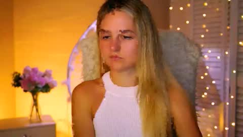 Snapshot of deboralarson chatting on 11-09-25, 04:22 Debora online show from 11-09-25, 04:22