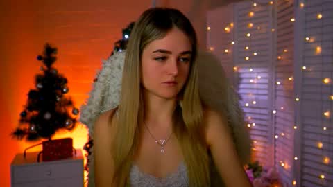 Snapshot of deboralarson chatting on 01-13-26, 03:45 Debora online show from 01-13-26, 03:45