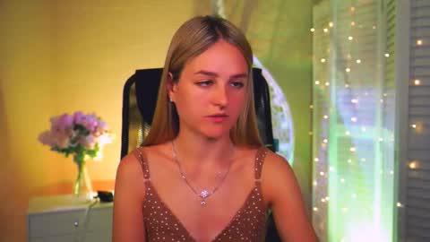 Snapshot of deboralarson chatting on 03-26-26, 03:23 Debora online show from 03-26-26, 03:23