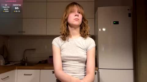 Hello My name is Sarah im new model here and little but shy. online show from 03-04-26, 04:13