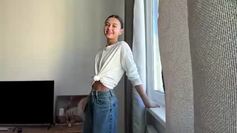 Nicole online show from 07-18-26, 08:07