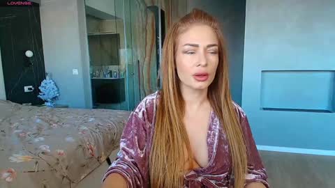 Monique online show from 01-14-26, 09:04