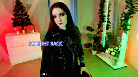 Ask me  online show from 01-11-25, 02:58