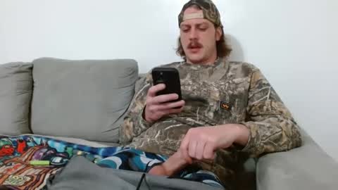 Snapshot of decentdick93 chatting on 02-04-25, 04:18 Decentdick93 online show from 02-04-25, 04:18