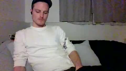 Dee4dayz online show from 04-26-26, 01:36