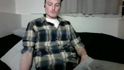 Dee4dayz online show from 05-06-26, 03:46