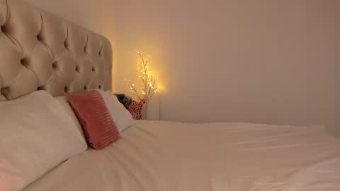 Snapshot of dee_nise chatting on 12-22-24, 11:00 Denise online show from 12-22-24, 11:00