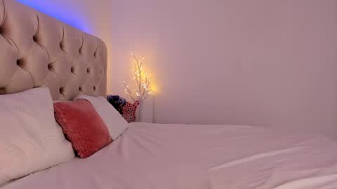 Snapshot of dee_nise chatting on 12-29-24, 12:12 Denise online show from 12-29-24, 12:12