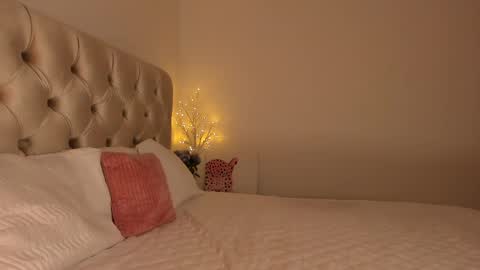 Snapshot of dee_nise chatting on 02-26-25, 04:45 Denise online show from 02-26-25, 04:45