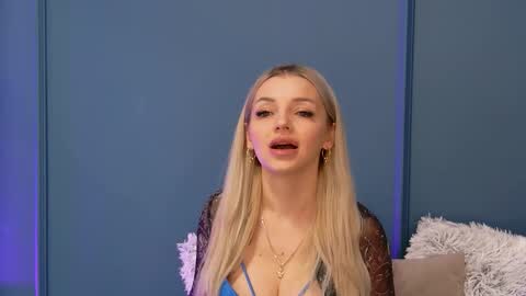 DeeaVIP online show from 02-14-26, 06:43