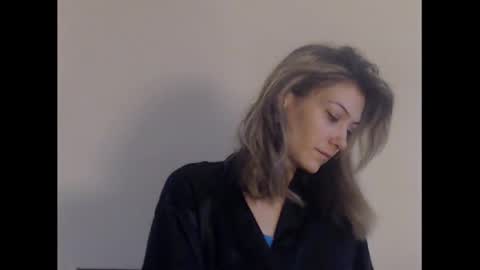 Snapshot of deelightfull chatting on 12-13-24, 08:51 Deelightfull online show from 12-13-24, 08:51