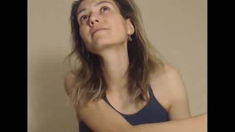 Snapshot of deelightfull chatting on 02-08-25, 07:49 Deelightfull online show from 02-08-25, 07:49