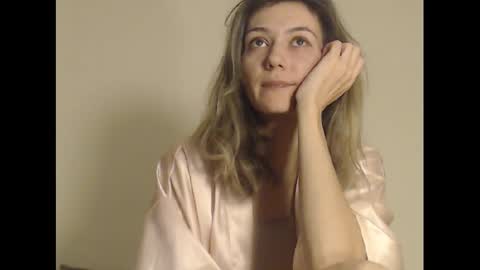 Snapshot of deelightfull chatting on 02-12-25, 06:30 Deelightfull online show from 02-12-25, 06:30