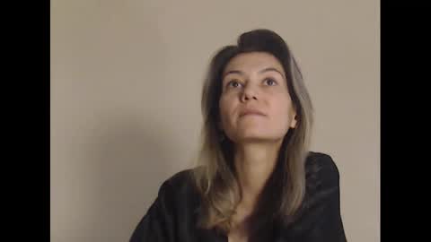 Snapshot of deelightfull chatting on 02-14-25, 02:44 Deelightfull online show from 02-14-25, 02:44