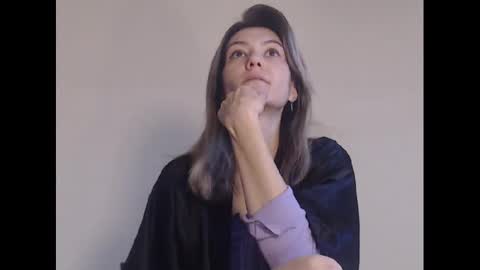 Snapshot of deelightfull chatting on 02-20-25, 10:05 Deelightfull online show from 02-20-25, 10:05