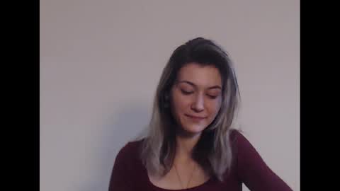 Snapshot of deelightfull chatting on 02-21-25, 12:50 Deelightfull online show from 02-21-25, 12:50