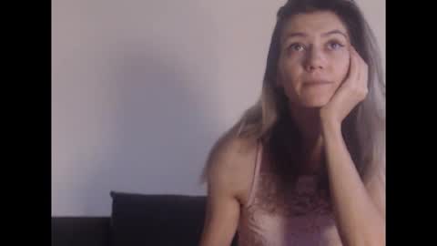 Snapshot of deelightfull chatting on 09-29-25, 08:08 Deelightfull online show from 09-29-25, 08:08