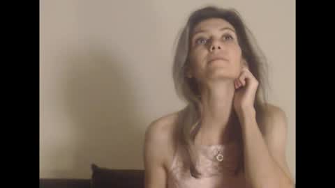 Snapshot of deelightfull chatting on 10-09-25, 04:38 Deelightfull online show from 10-09-25, 04:38