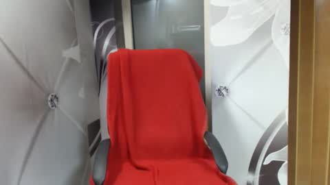 Snapshot of deepintoyourmind chatting on 11-02-25, 05:10 hi guys i m a cute milf i m here for good time and nice people pls be respectfool and enjoy me online show from 11-02-25, 05:10