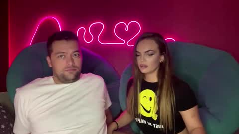 Snapshot of deeplookscouple chatting on 09-11-25, 03:12 deeplookscouple online show from 09-11-25, 03:12