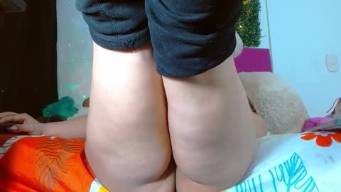 Selena online show from 02-24-26, 01:14