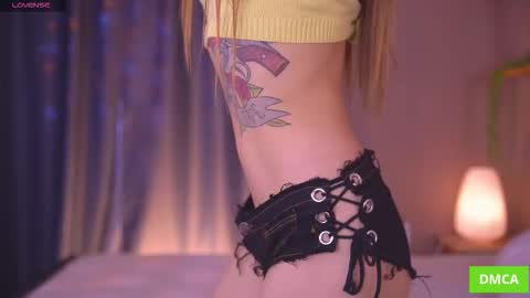 Eva online show from 11-20-25, 08:14