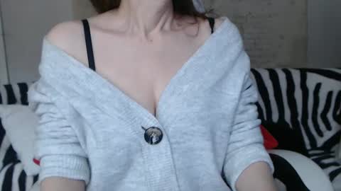 KamiDevi online show from 01-17-25, 12:10