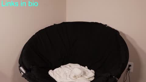  more content and goodies online show from 12-12-24, 09:58