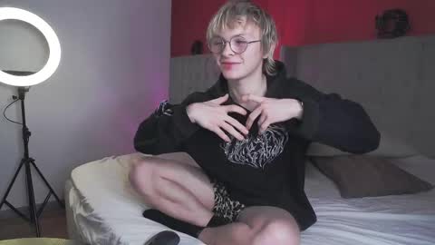 deficitt online show from 12-22-24, 01:33