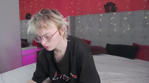 deficitt online show from 12-25-24, 09:00