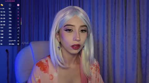 Stephanie.e  online show from 09-09-25, 08:03