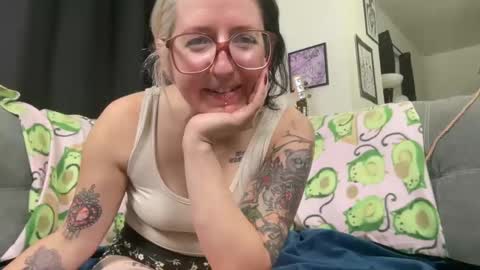 Snapshot of degeneratealiceof chatting on 10-08-25, 02:31 degeneratealiceof online show from 10-08-25, 02:31