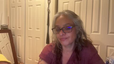 Snapshot of degeneratesaint chatting on 10-08-25, 03:37 Tori online show from 10-08-25, 03:37