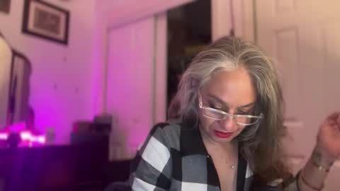 Tori online show from 11-16-25, 03:01