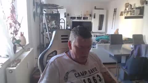 deinprinz2312 online show from 10-13-25, 12:49