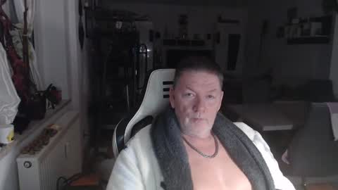 deinprinz2312 online show from 11-23-25, 03:50