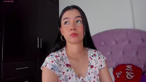 Snapshot of deisy_smith_ chatting on 02-09-25, 11:04  Deisy  online show from 02-09-25, 11:04