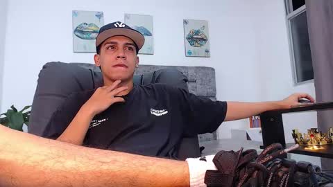 Deivid online show from 10-19-25, 01:39