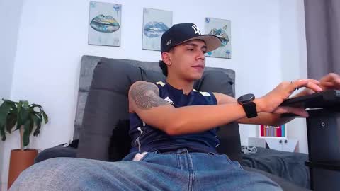 Deivid online show from 10-20-25, 02:50