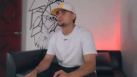  DEIVY  online show from 02-05-25, 04:16