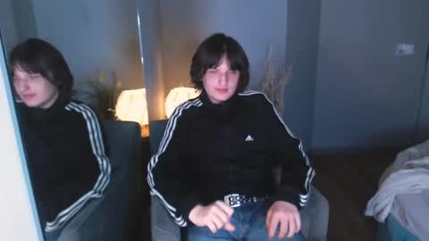 Snapshot of delalex chatting on 06-05-26, 07:36 Alex online show from 06-05-26, 07:36