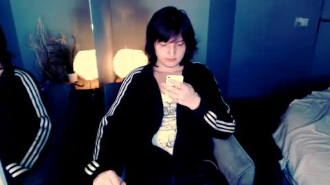 Snapshot of delalex chatting on 06-07-26, 02:43 Alex online show from 06-07-26, 02:43